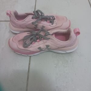 Under Armour Light Pink Athletic Shoes with Gray Accents